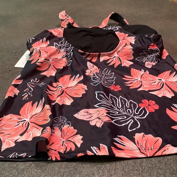 Holipick swim top full coverage NWT - Picture 5 of 8